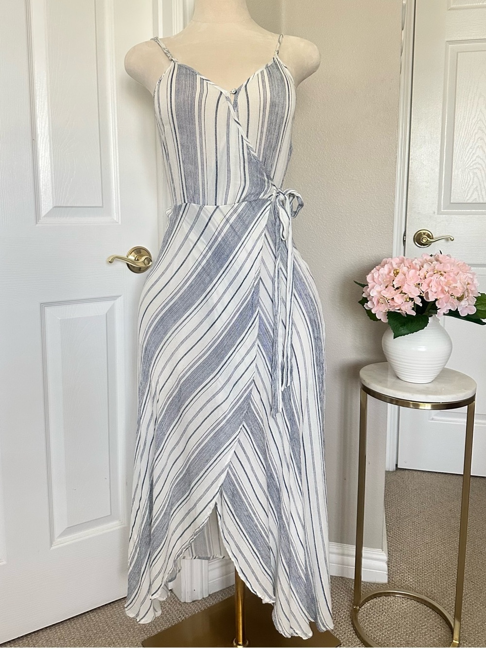 En Creme Blue and White Striped Nautical Wrap Maxi Dress with Tie Waist Sz S